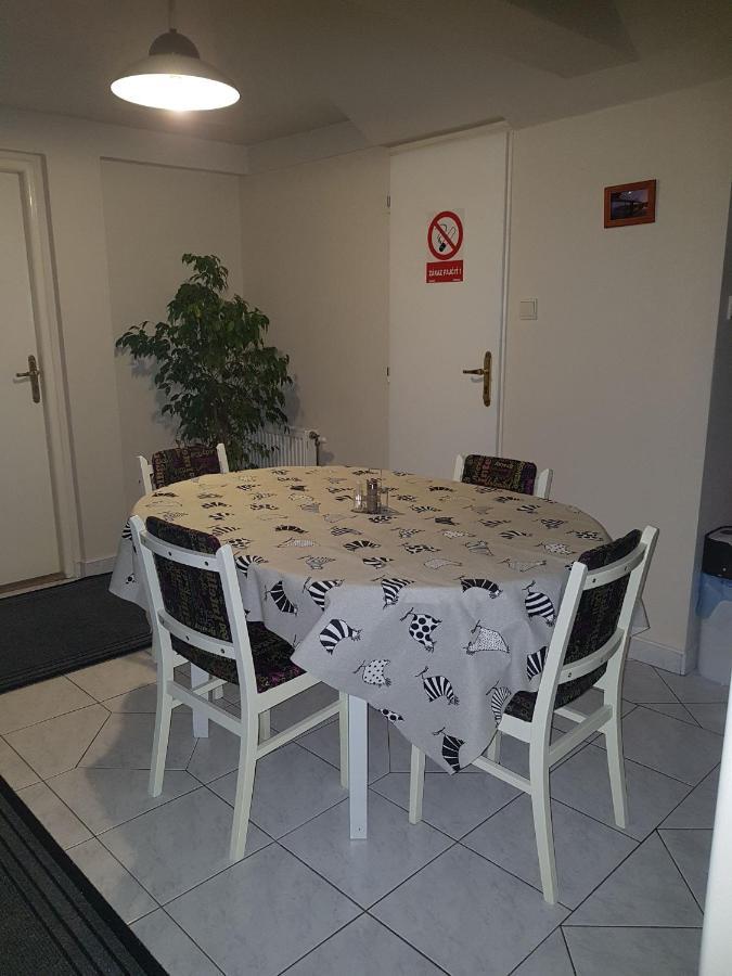 Penzion Kormos Štúrovo Bagian luar foto
