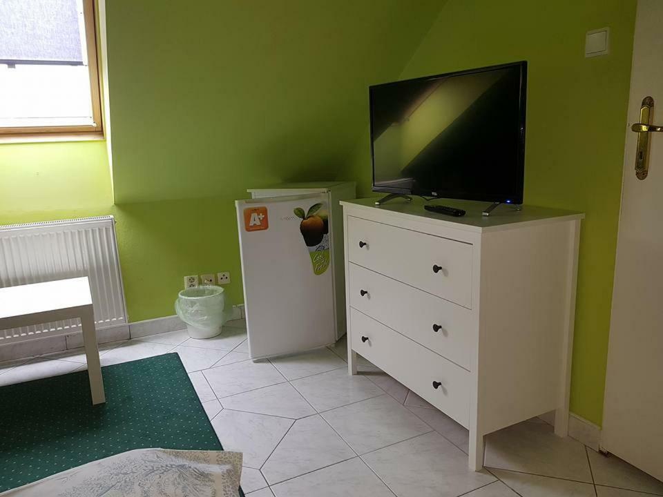 Penzion Kormos Štúrovo Bagian luar foto